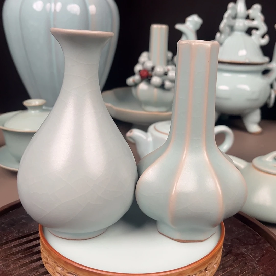 仿古釉水遐摆件花瓶