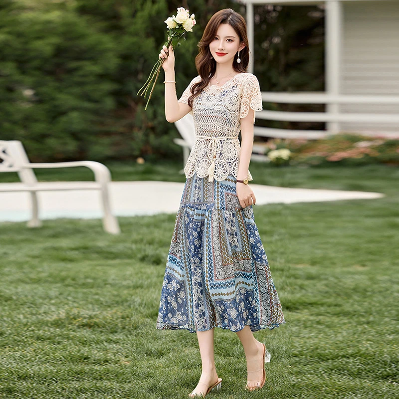 2025夏季新款女时尚镂空勾花罩衫印花吊带长裙两件套连衣裙XM806