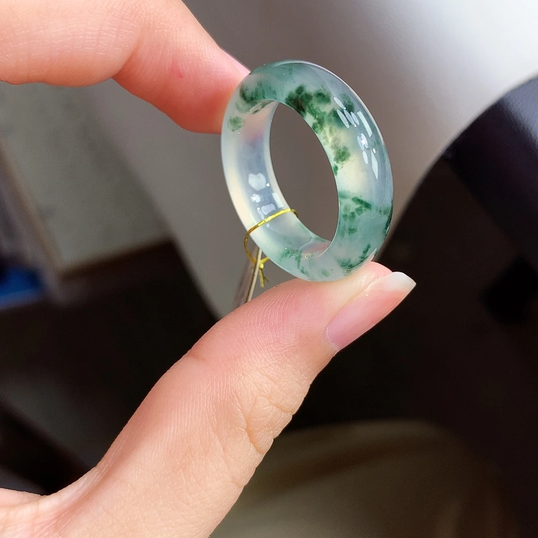 翡翠戒指未镶嵌2021圈