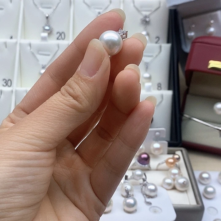 银特价福利四叶草吊坠