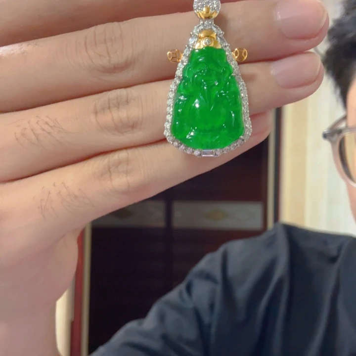 卡***儿翡翠银S925镶嵌颈饰吊坠