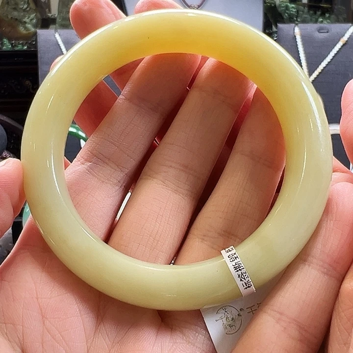 和田玉未镶嵌手镯57