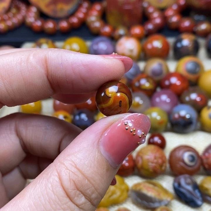 飞****玛瑙/玉髓战国红玛瑙单珠未镶嵌