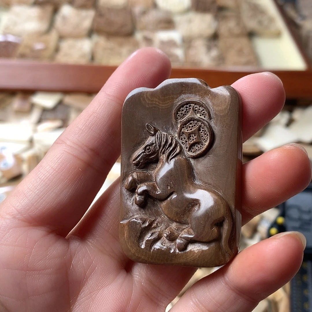 泥塑不打孔联系客服