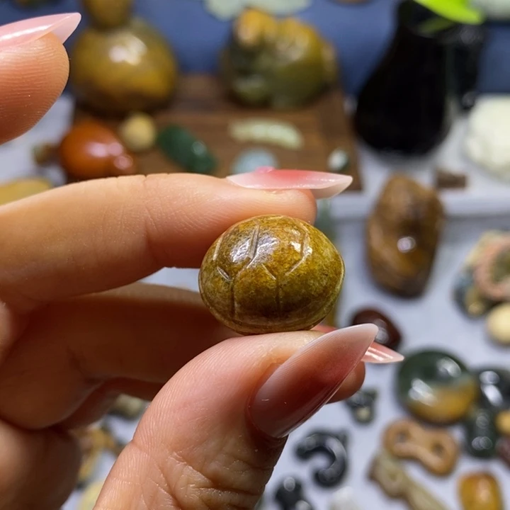 岫岩河磨玉（透闪石质玉）未镶嵌挂件