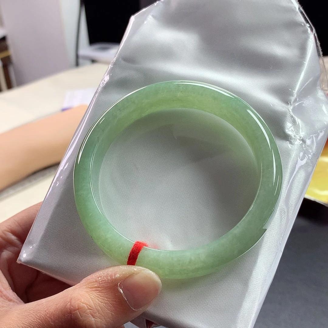 翡翠手镯未镶嵌58.8圈