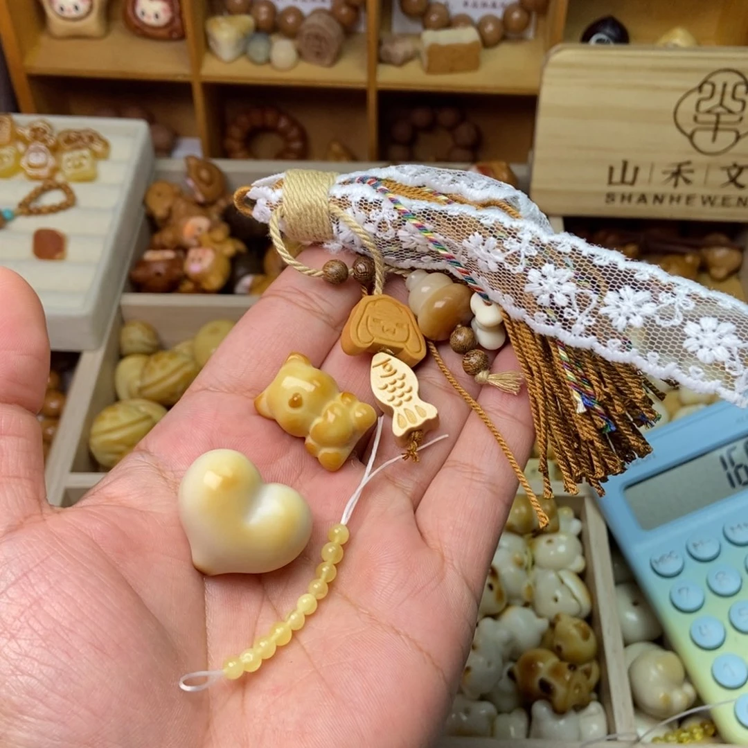 猴头核桃手串焦糖玛奇朵爱心抱心熊蜜卡