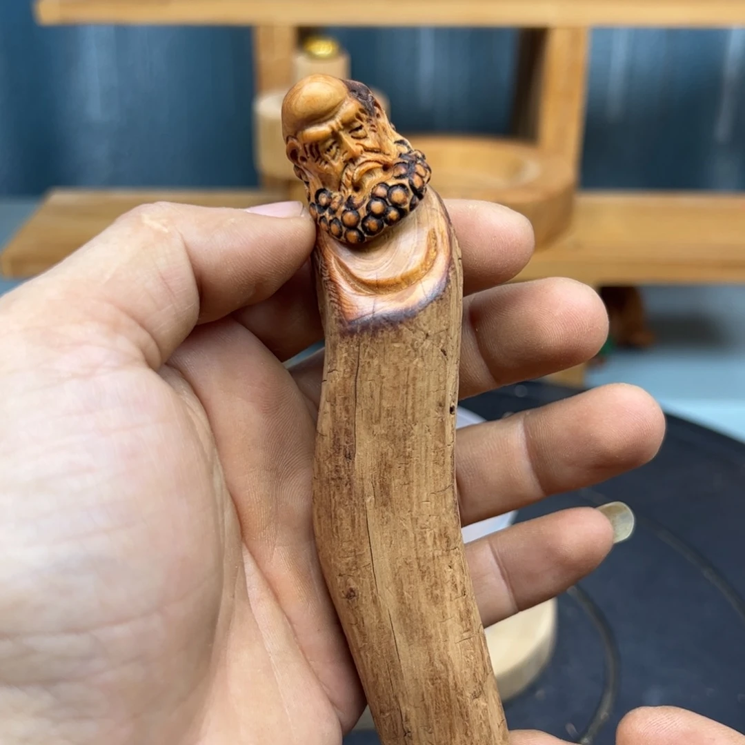 语***昕木崖柏木摆件手把件