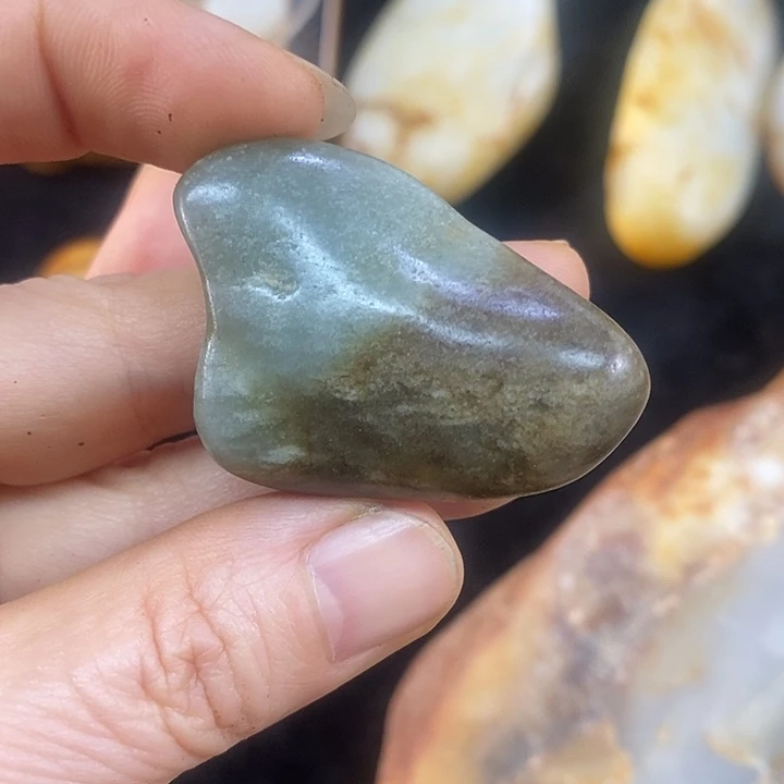 未镶嵌和田玉（糖玉）挂件