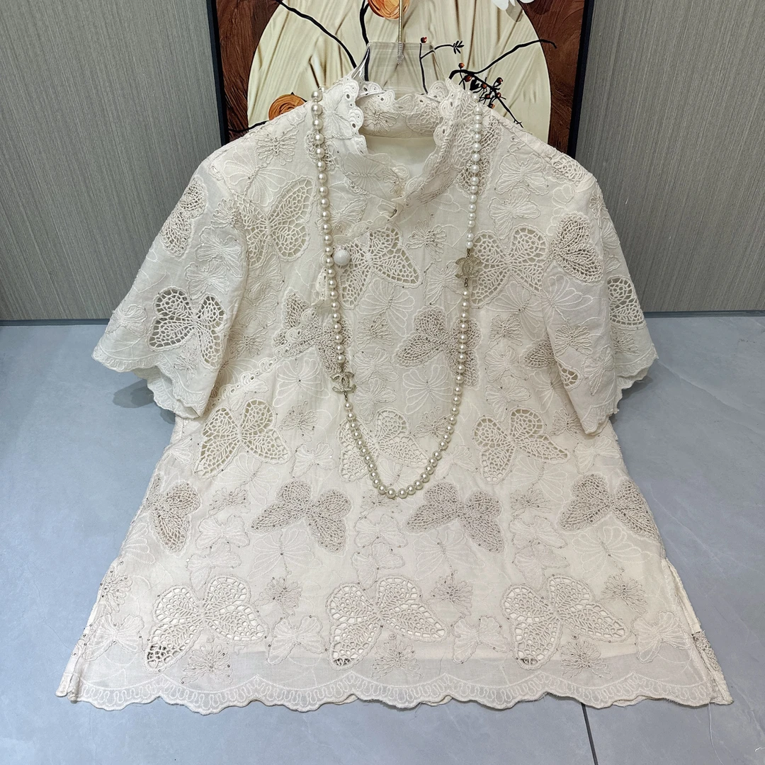 娜娜服饰——「福蝶」春夏时尚休闲百搭气质镂空勾花显瘦上衣