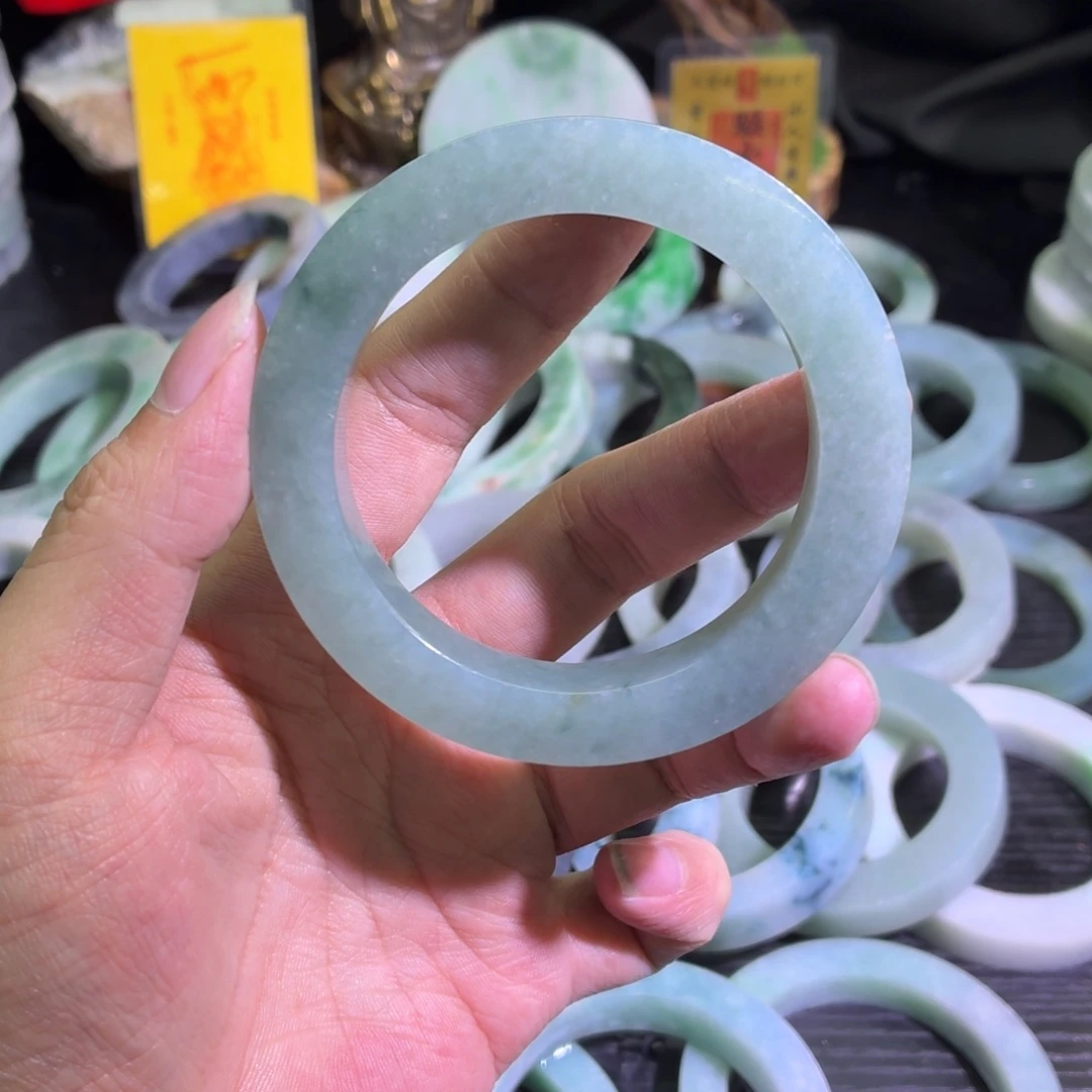 定制翡翠未镶嵌天然翡翠A货毛胚手镯定制