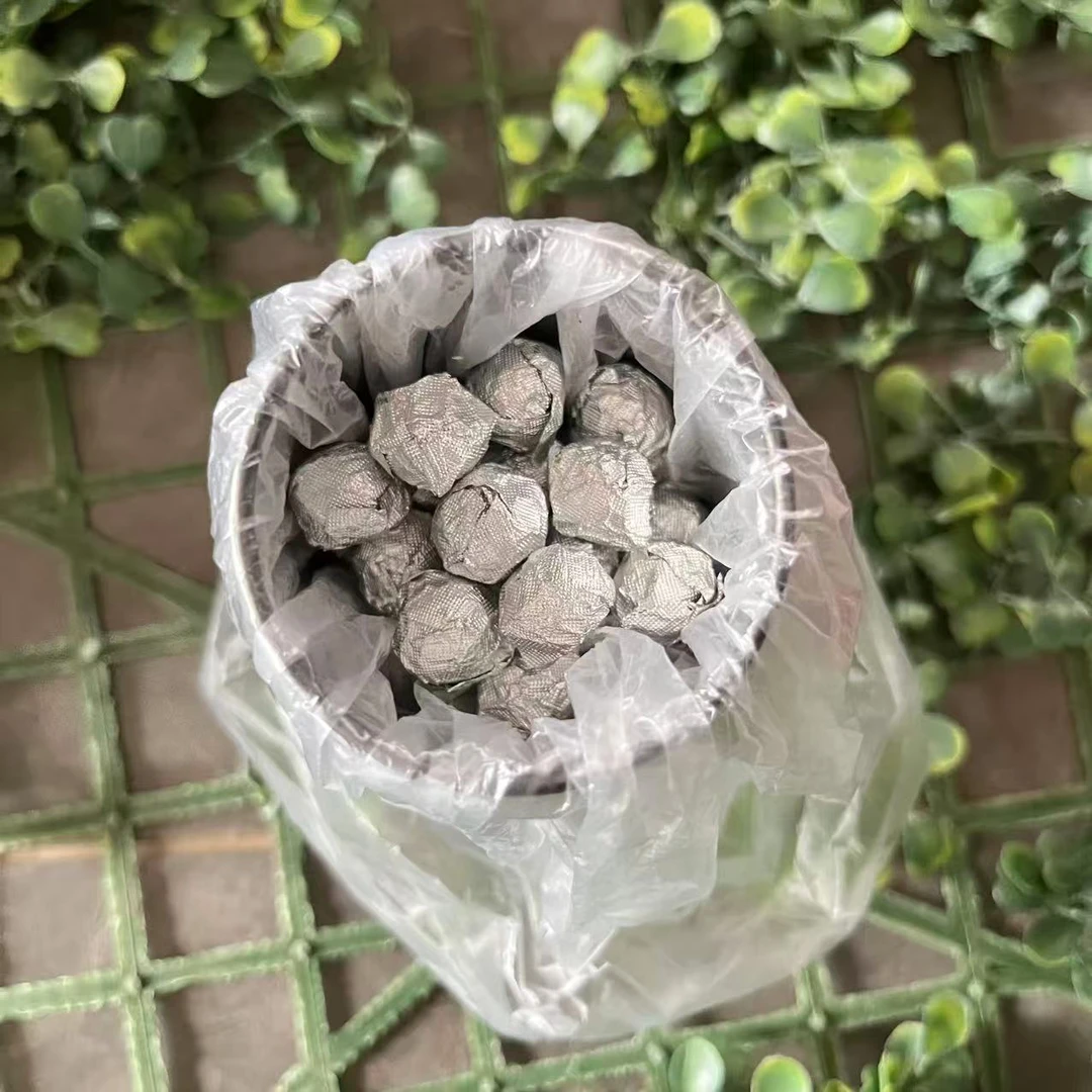 雨腾古茶 "小黑瓶 D级 XD金L "百N 万B中N小黑瓶D级77g/盒（12月1）