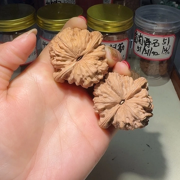 y***g文玩核桃吊坠47全品原装王勇官帽