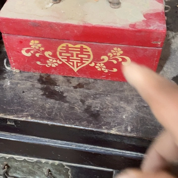 楠***市老小红盒子首饰盒包邮