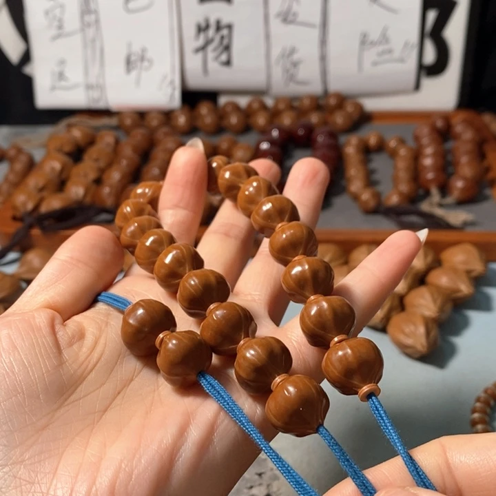 橄榄核手串4141精品蒜头南山小红铁18+2颗