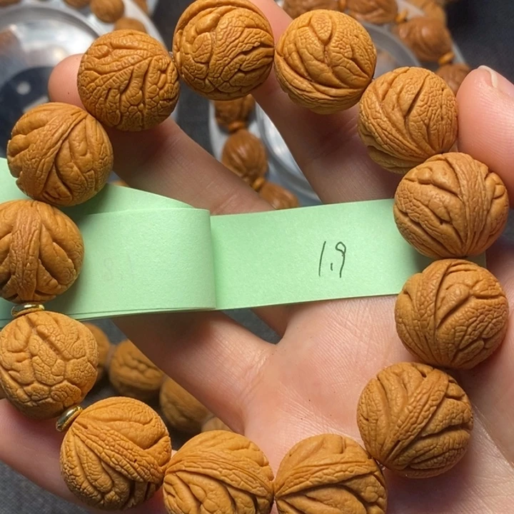 吊坠桃核秦岭山野生桃核