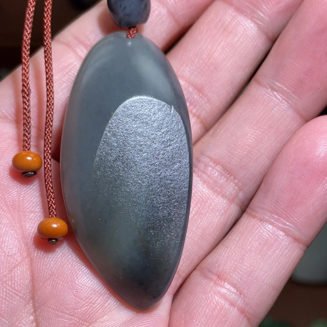 老***幺颈饰未镶嵌和田玉