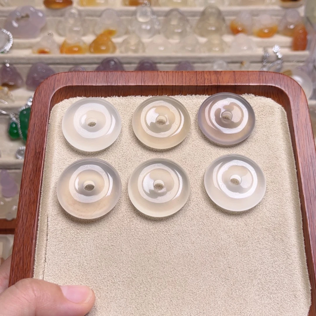 未镶嵌颈饰玛瑙/玉髓多样性拍一发一