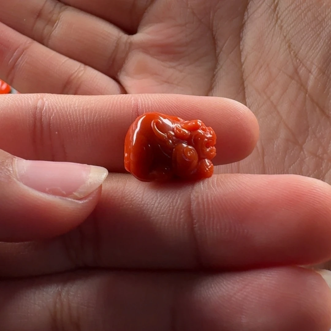 南红玛瑙未镶嵌貔貅15.8*12.2*11.4mm