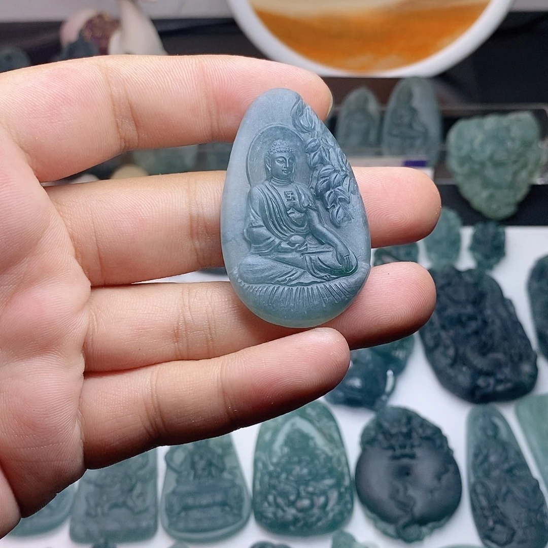 定制翡翠未镶嵌阿米