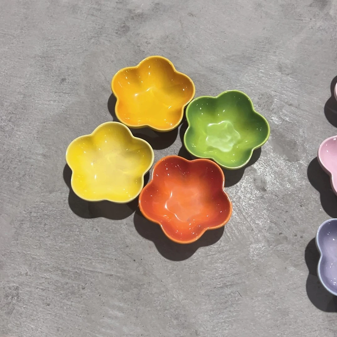 陶瓷小梅花碗 果绿 橙色 浅黄 深黄