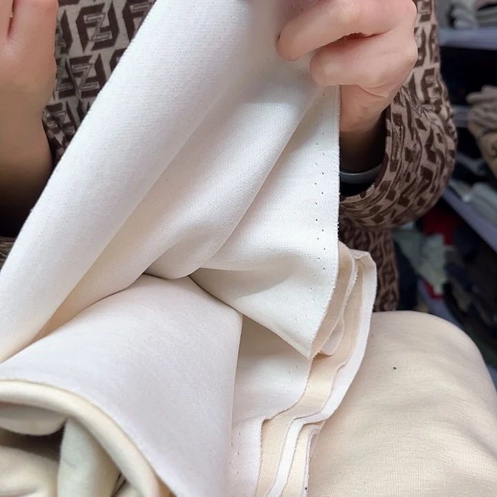 AB面白色水洗羊绒1.1米099