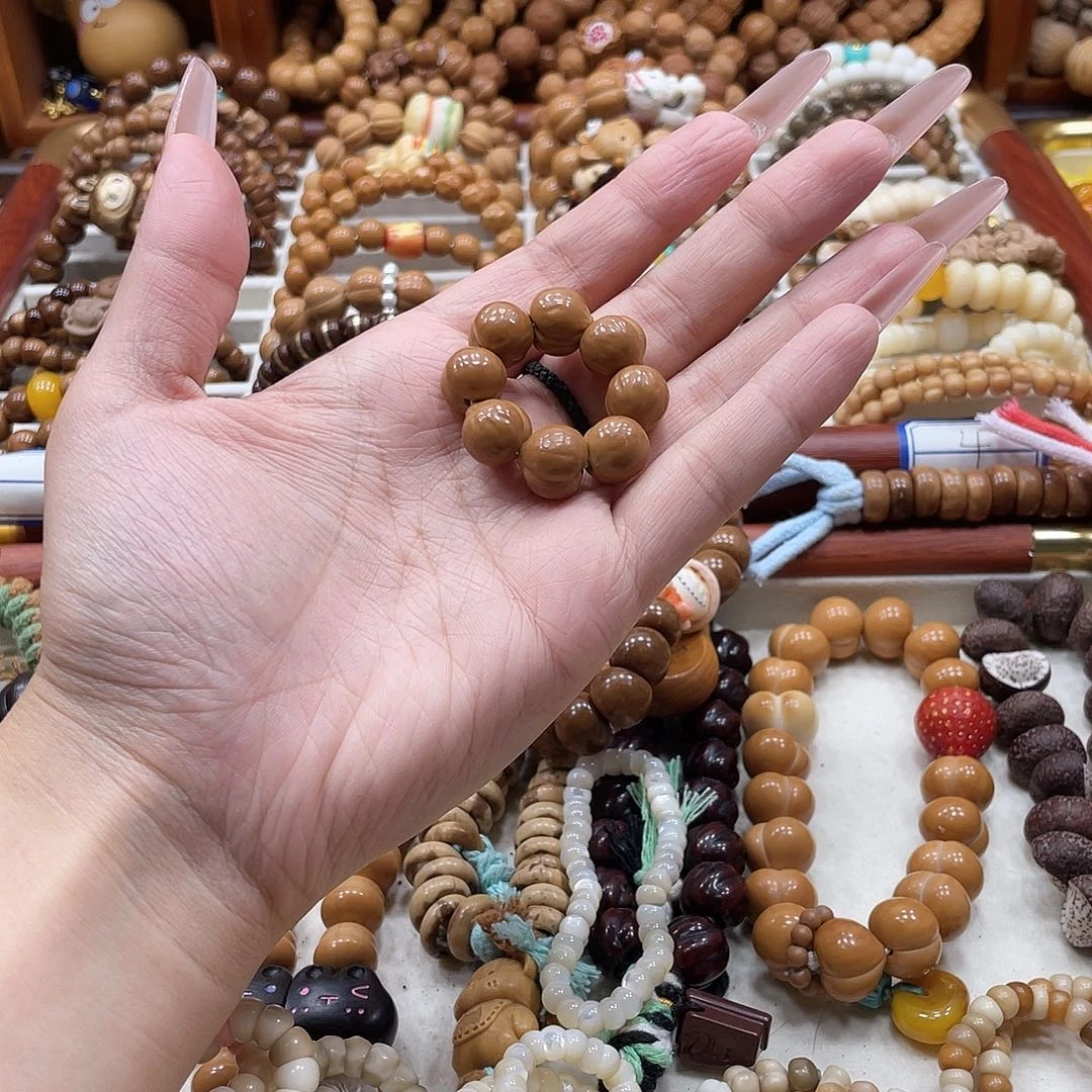 贡木猴头屁桃手捻卡12