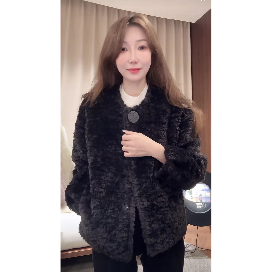 DEDM•STUDIO/气质重工宽松千金风颗粒毛短款百搭外套2510WT/9917