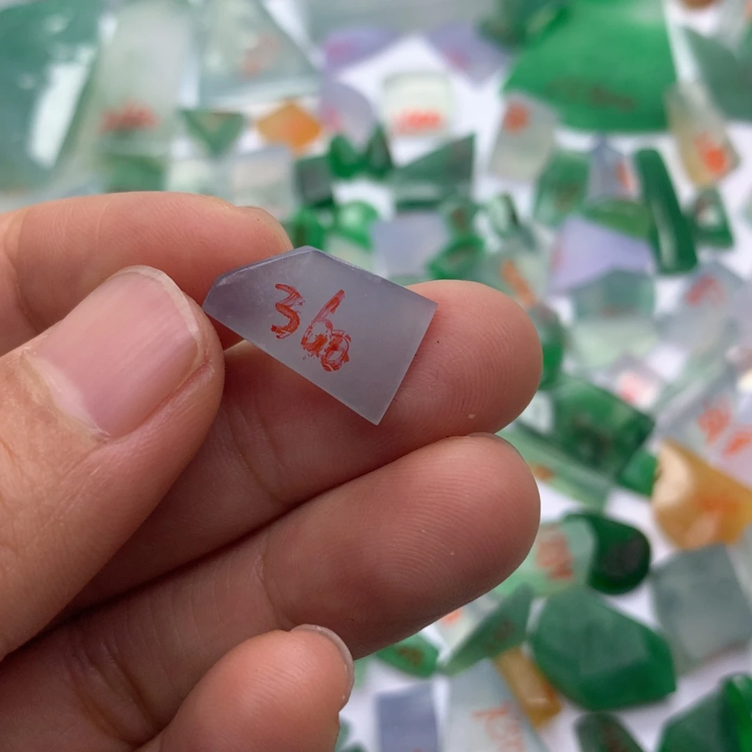 定制翡翠未镶嵌天然翡翠