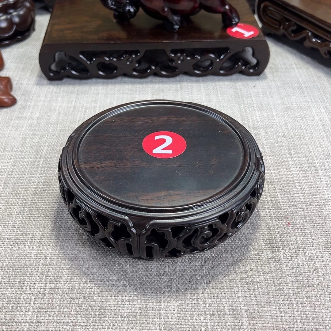 红木底座精雕工艺品