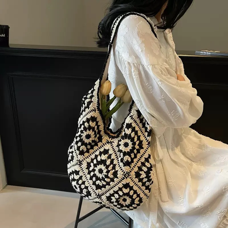2025流行夏天百搭编织包包高颜值撞色水桶包高级感度假沙滩女包