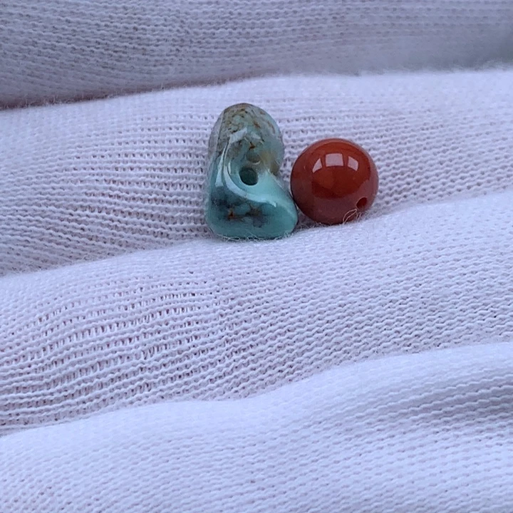 未镶嵌南红玛瑙珠宝奇石