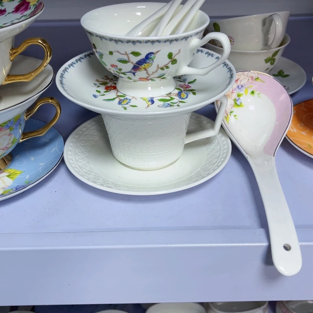 茉****新骨瓷雀鸟➕浮雕➕汤勺➕随机送一个汤勺