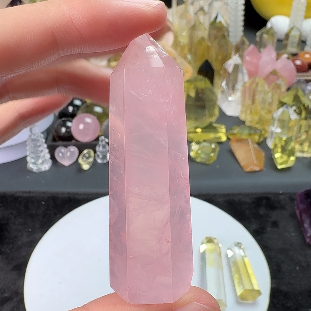 未镶嵌水晶珠宝半成品粉晶