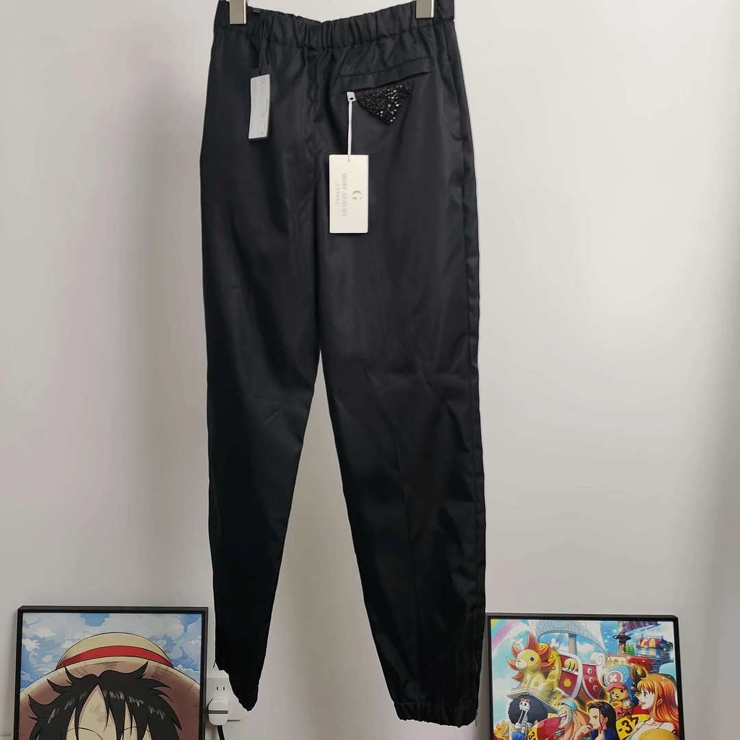 99新 Prada/普拉达 满钻刺绣三角标黑色直筒裤 36码 全新GM002781