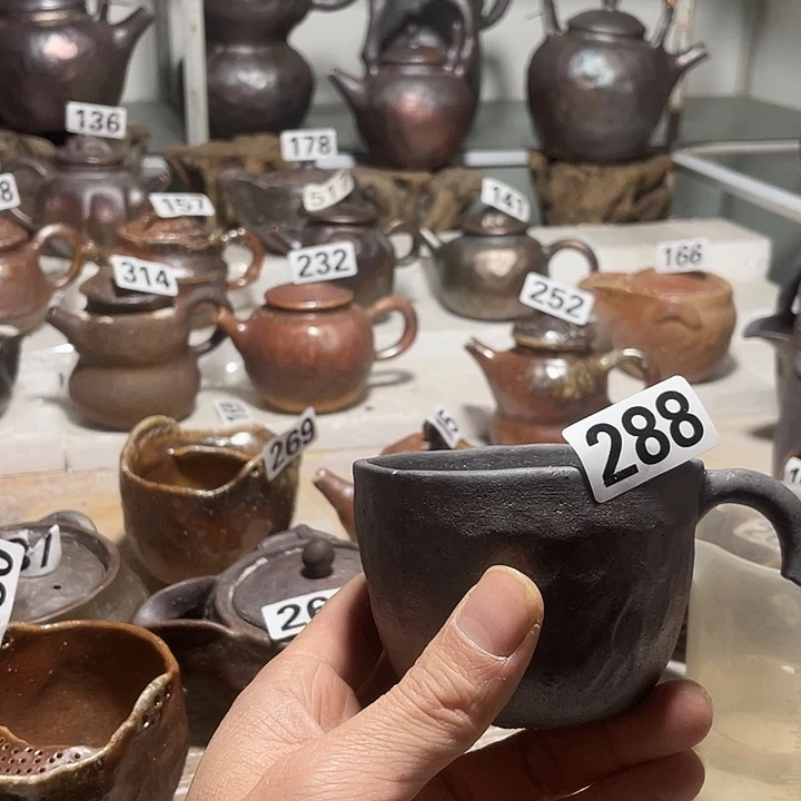 纯手工捏制柴烧茶具