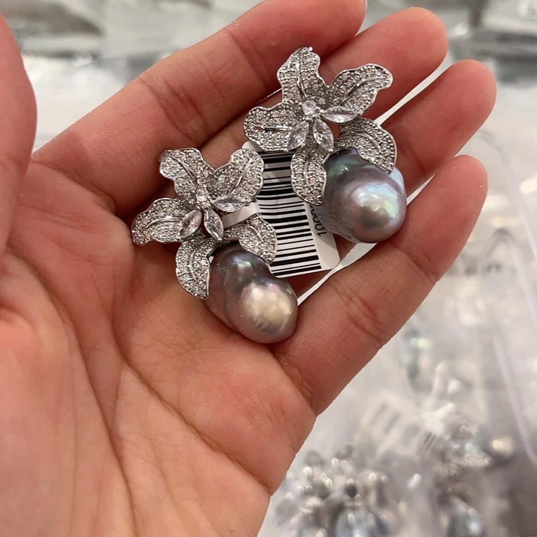 淡水珍珠耳饰合金