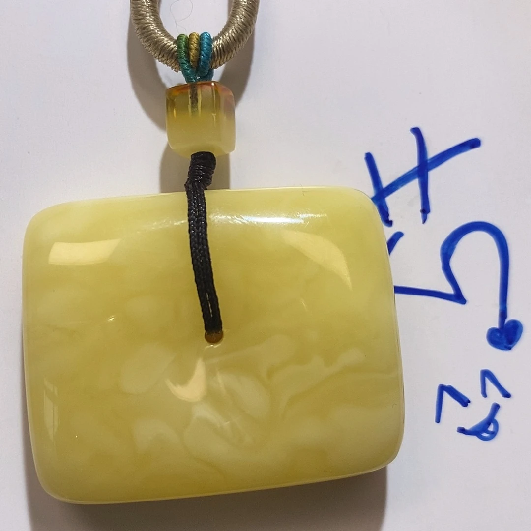 定制琥珀未镶嵌蜜蜡