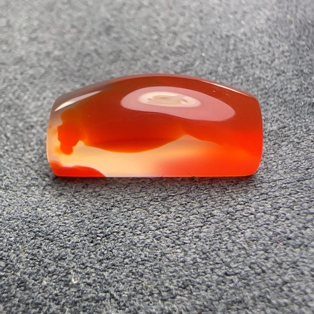 南红玛瑙未镶嵌冰飘马鞍戒面