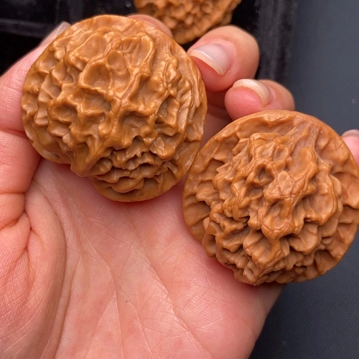 文玩核桃吊坠秦岭核桃