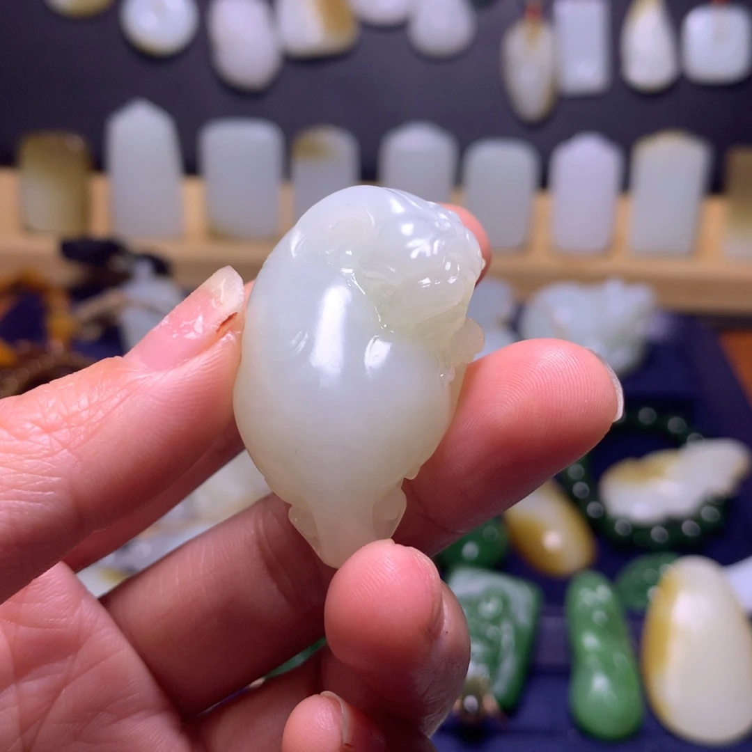 和田玉挂件未镶嵌