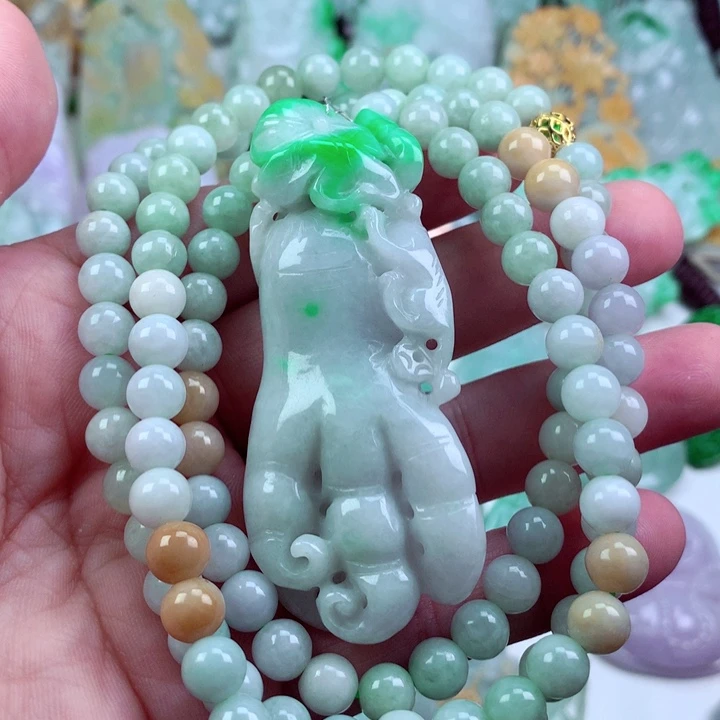 吊坠(不含链)未镶嵌翡翠