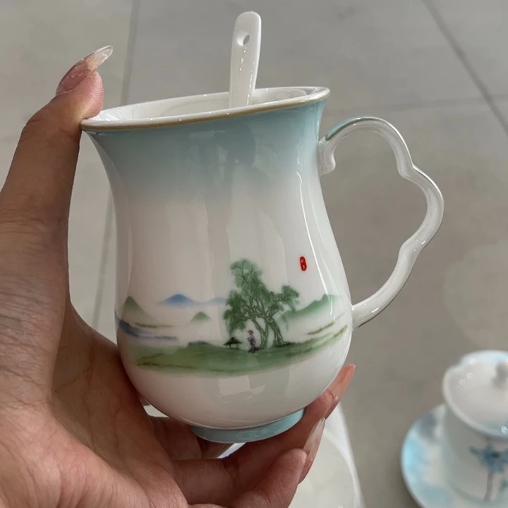 瓷片山水柳泉盛世马克杯