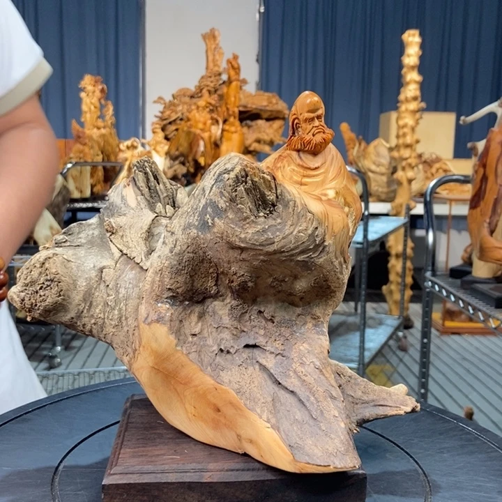 柏木（崖柏）随型摆件