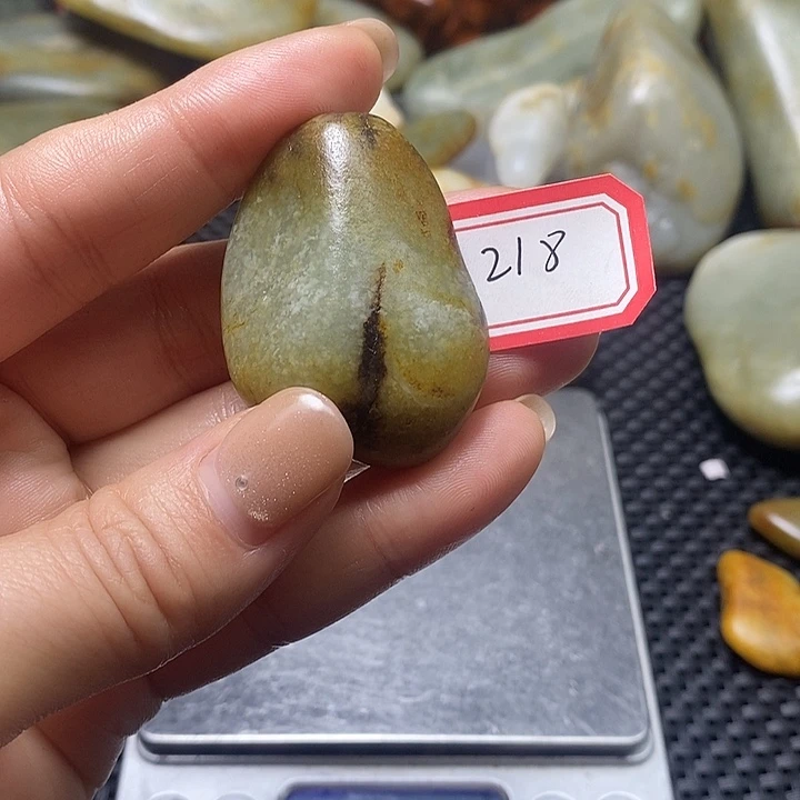 和田玉未镶嵌珠宝奇石218