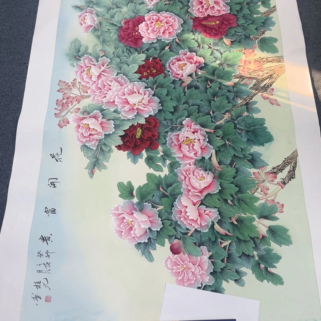 国画卖字画的小帅哥