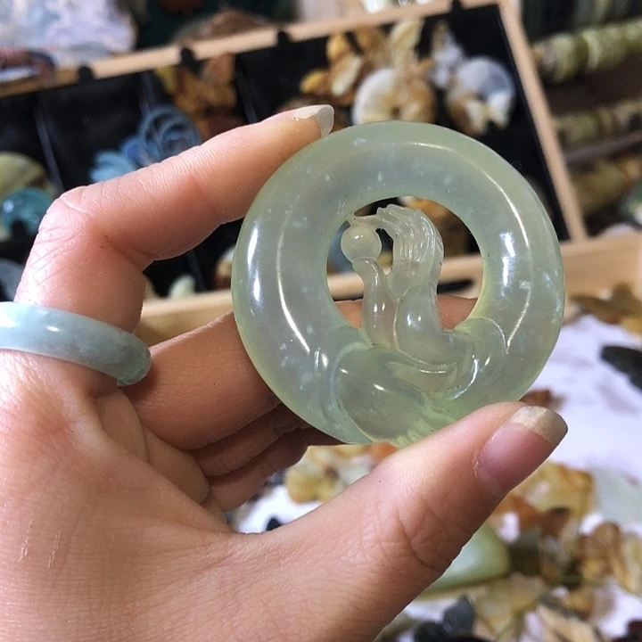 岫玉未镶嵌岫玉挂件