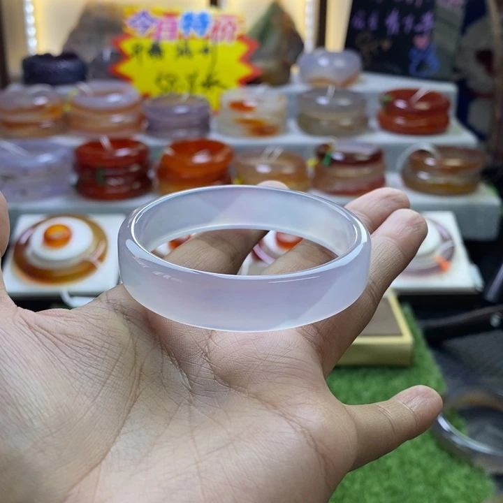 手镯玛瑙/玉髓未镶嵌ᶻ****?