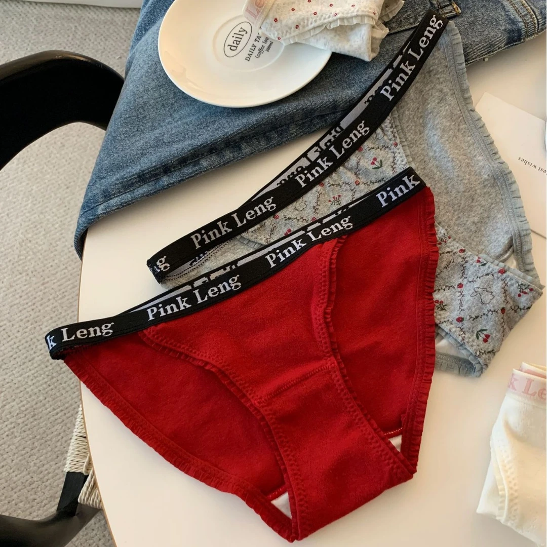 在逃公主*日系纯棉内裤女士低腰性感碎花透气棉档无痕三角裤女生