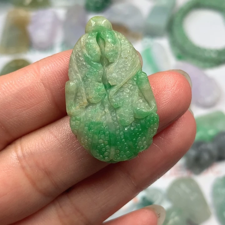 定制翡翠未镶嵌翡翠